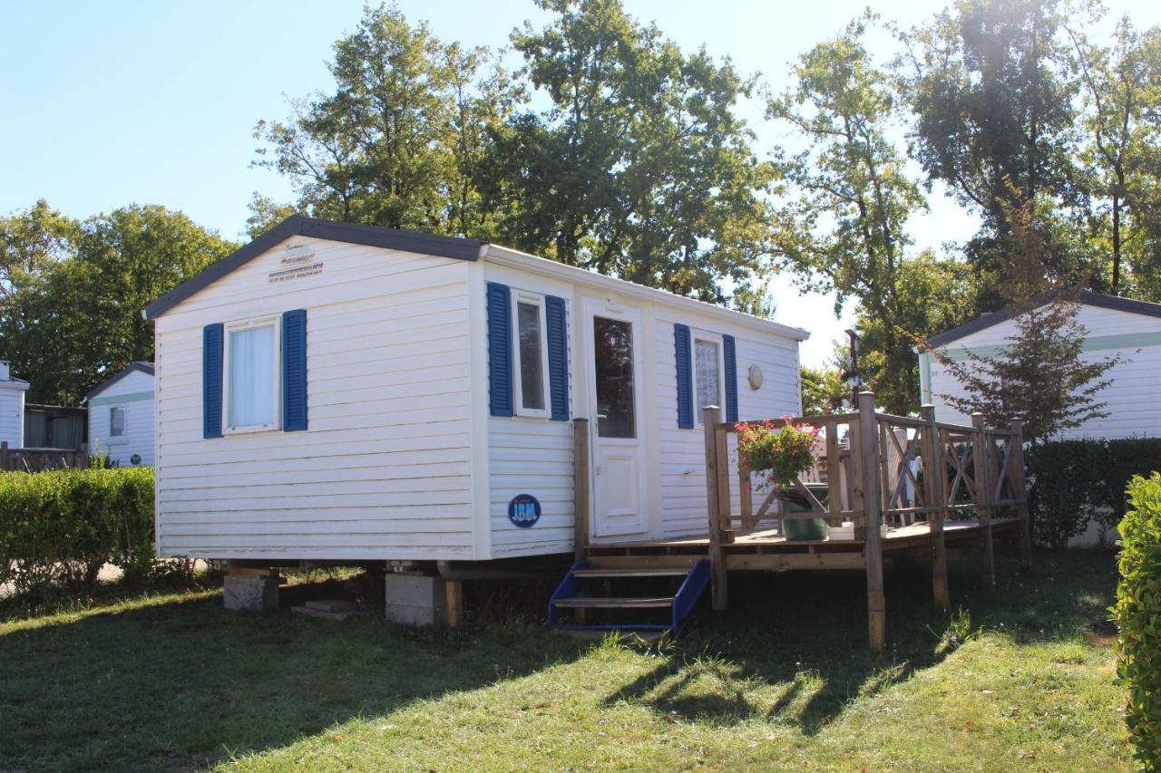 Camping Du Pontis Verteillac Εξωτερικό φωτογραφία