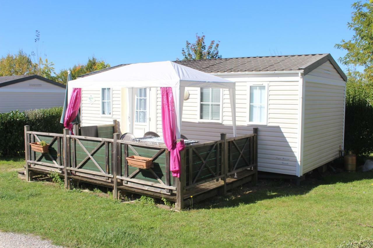 Camping Du Pontis Verteillac Εξωτερικό φωτογραφία