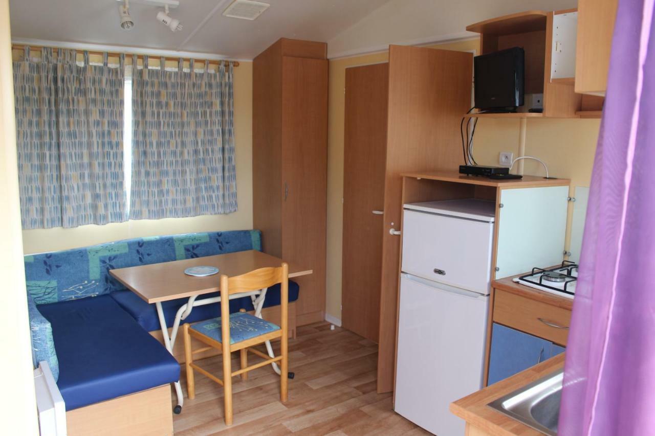 Camping Du Pontis Verteillac Εξωτερικό φωτογραφία
