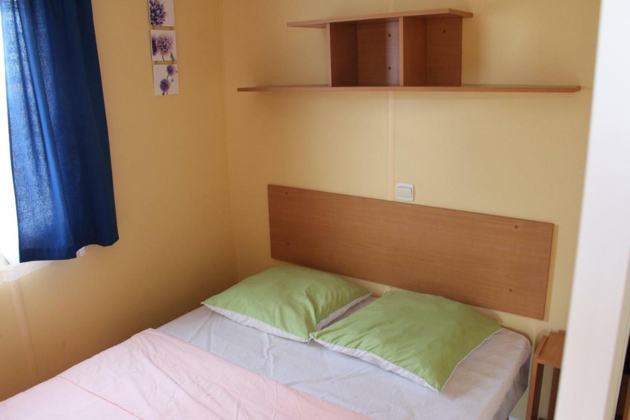 Camping Du Pontis Verteillac Εξωτερικό φωτογραφία